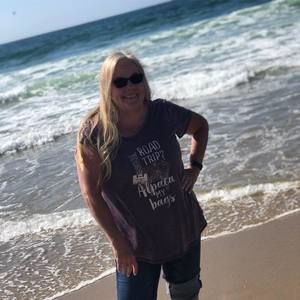 Meet your Posher, Peggy